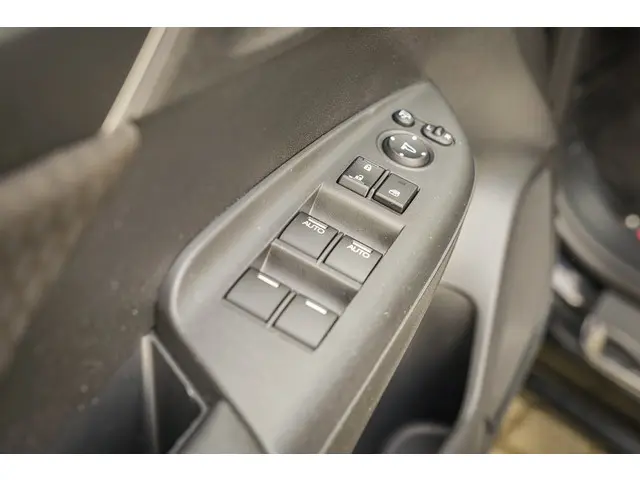 Honda Jazz 1.3i VTEC ELEGANCE 2020 Benzine 36