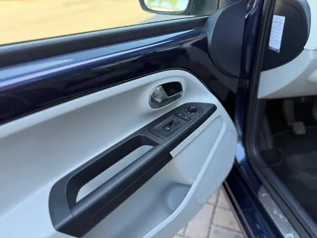 SEAT Mii 1.0 @Mii - APK - NAP - Airco - Ecomotive 2013 Benzine 10