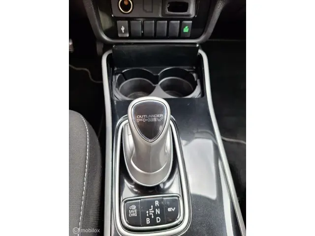 Mitsubishi Outlander 2.4 PHEV PURE 2020 Hybride Benzine 27
