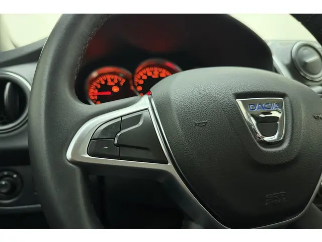 Dacia Sandero 0.9 TCe Laureate 2017 Benzine 16