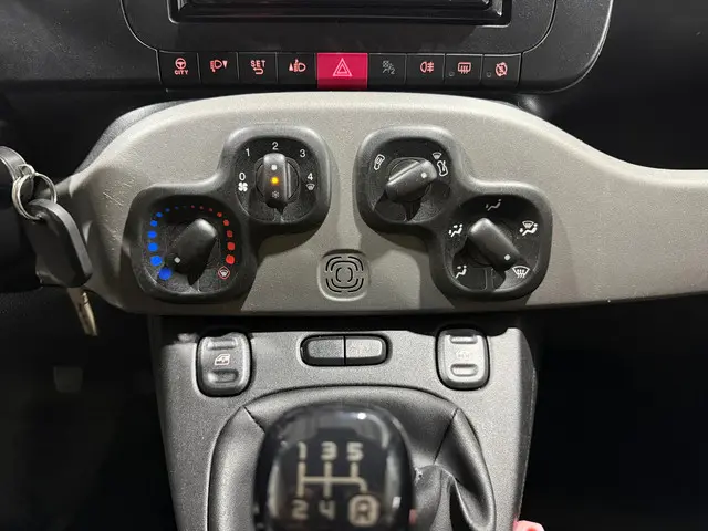 Fiat Panda 0.9 TwinAir Edizione Cool 2014 Benzine 11