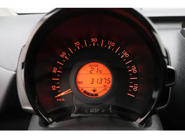 Toyota Aygo 1.0 VVT-i x-fun 2022 Benzine 4