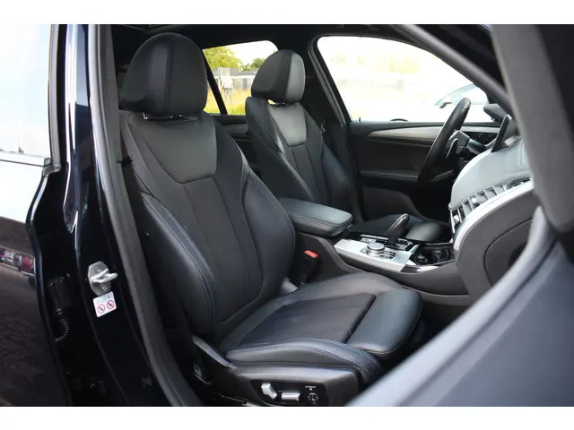 BMW X3 xDrive30e M-Sport 2020 Hybride Benzine 37