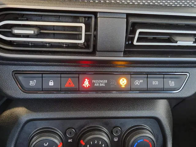 Dacia Sandero 1.0 TCe 90 Journey 2025 Benzine 24