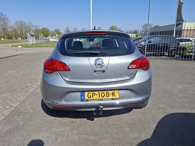 Opel Astra 1.4 Turbo Edition 2015 Benzine 4