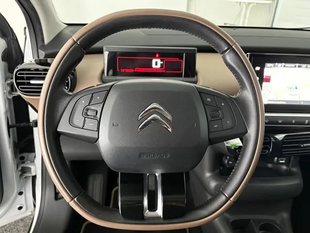 Citroën C4 Cactus 1.2 PureTech Shine 2015 Benzine 9
