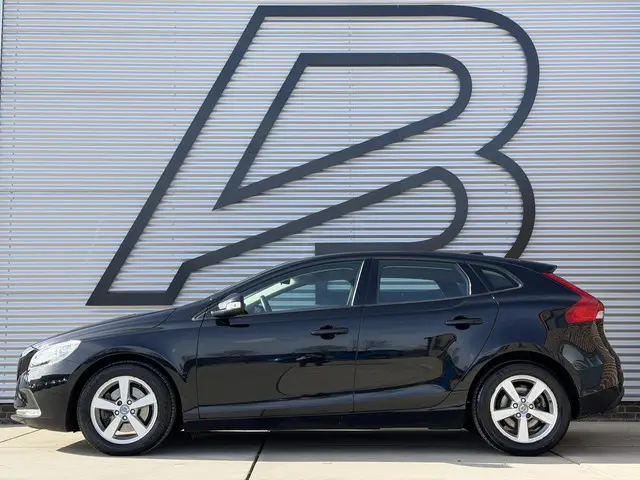 Volvo V40 1.6 T3 Kinetic 2013 Benzine 6