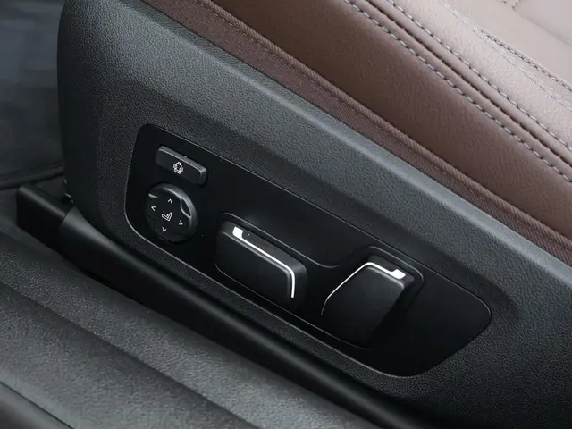 BMW 4 Serie 420i Cabrio 2025 Benzine 12