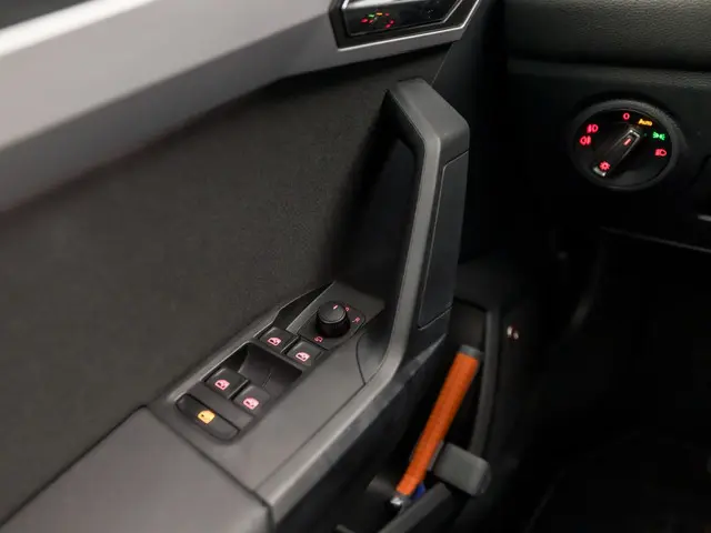 SEAT Ibiza 1.0 TSI Excellence 2019 Benzine 24