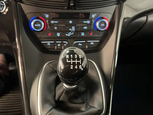 Ford Kuga 1.5 EcoBoost ST Line 2017 Benzine 23