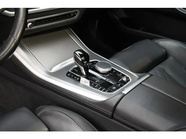BMW X5 xDrive45e M-Sport 2022 Hybride Benzine 72