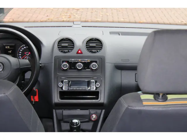 Volkswagen Caddy 1.2 TSI Trendline 2013 Benzine 12