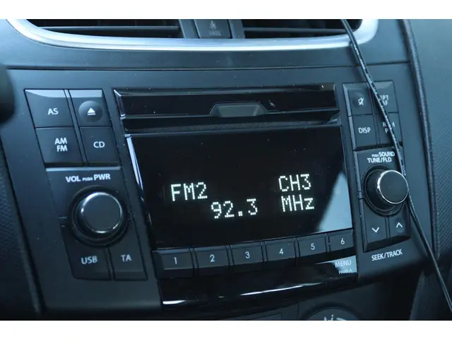 Suzuki Swift 1.2 COMFORT EASSS X-TRA 2015 Benzine 23