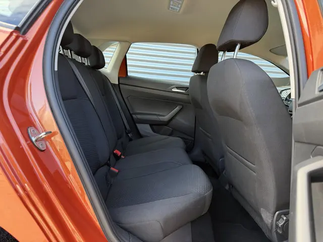 Volkswagen Polo 1.0 TSI Beats 2019 Benzine 12