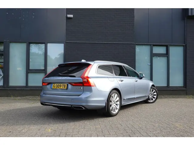 Volvo V90 2.0 T8 AWD Inscription 2018 Hybride Benzine 8