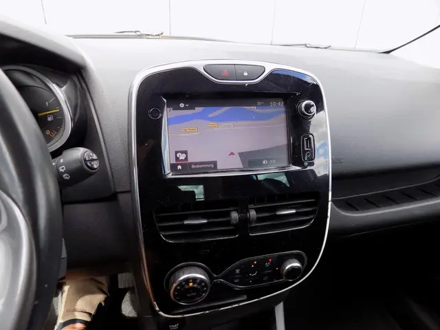 Renault Clio 1.2 Night & Day Airco 2016 Benzine 9