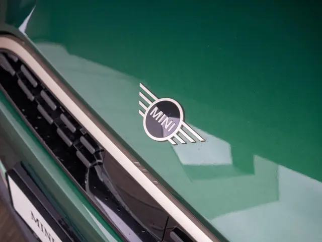 MINI 5-Deurs Cooper C 2024 Benzine 14