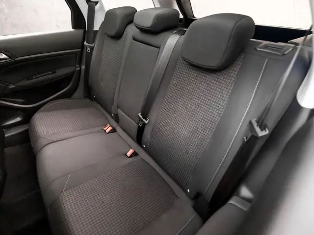 Peugeot 308 SW 1.2 PureTech Sport 2020 Benzine 15