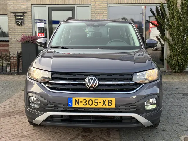 Volkswagen T-Cross 1.0 TSI Life 2022 Benzine 8