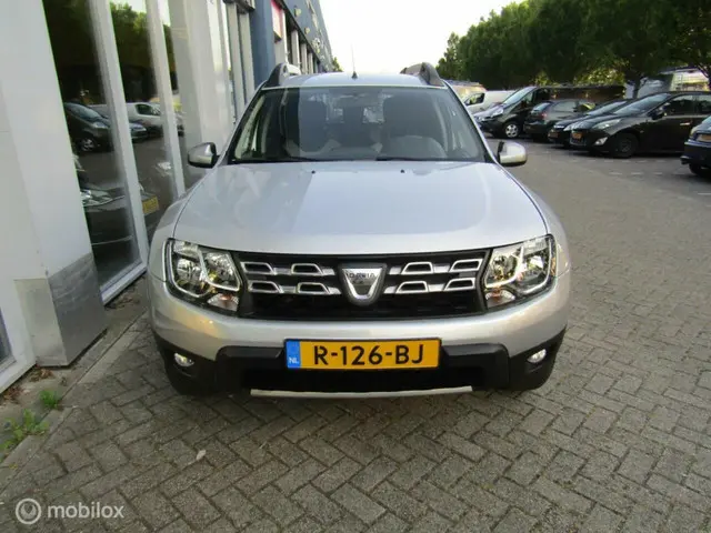 Dacia Duster 1.6 SCe 4x2 2017 Benzine 4