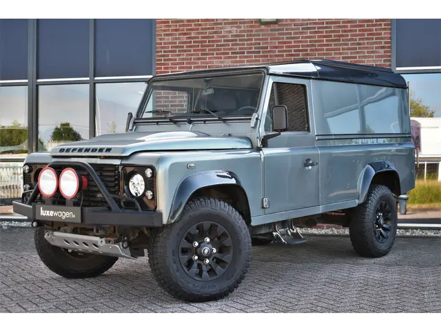 Land Rover Defender 110 2.2 TD4 Hard Top 2015 Diesel 55