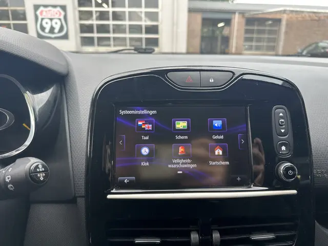 Renault Clio Estate 1.2 Dynamique 2015 Benzine 28