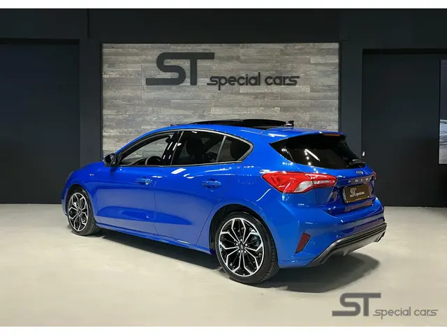 Ford Focus 1.5 EcoBoost ST Line|Pano|18 inch 2019 Benzine 7