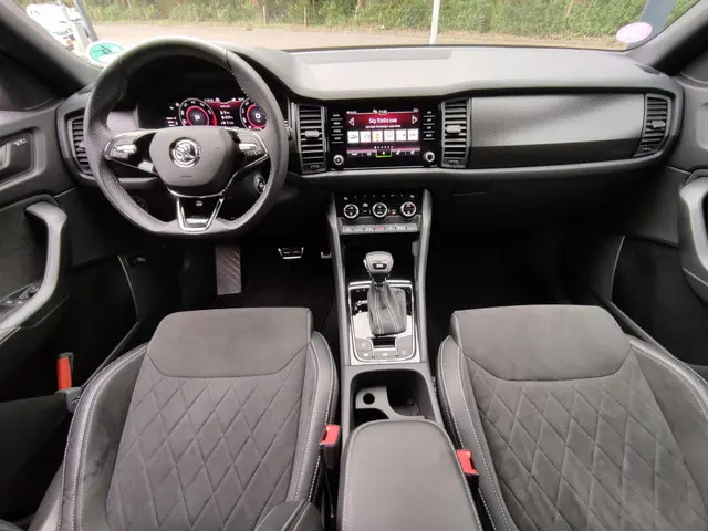 Škoda Kodiaq 1.5 TSI DSG Sportline Business 2021 Benzine 21