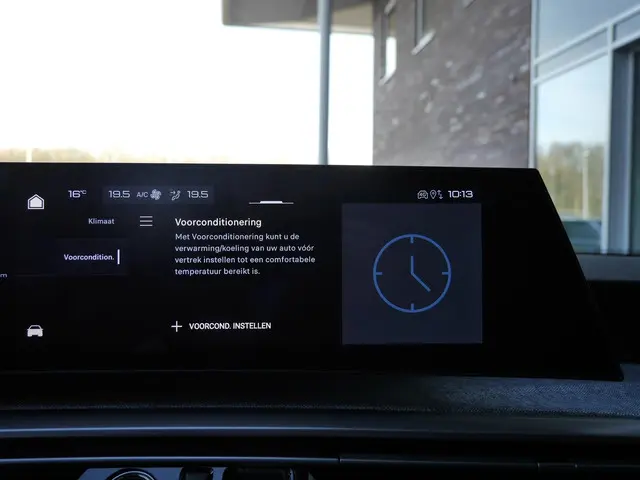 Peugeot e-3008 Allure 73 kWh 2025 Elektrisch 24