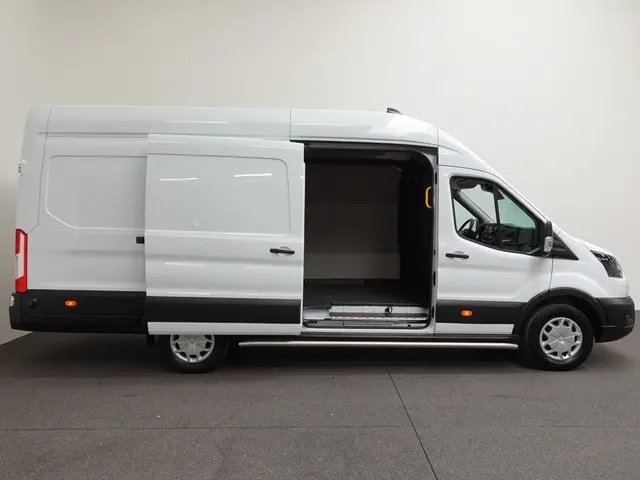 Ford Transit 350 2.0 TDCI L4H3 Trend 2024 Diesel 22