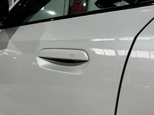 BMW X1 xDrive23i 2023 Benzine 14