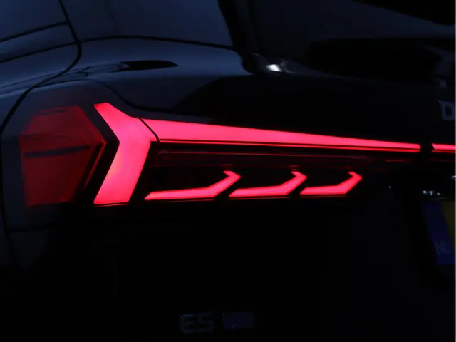 DFSK E5 PHEV 1.5 2025 Hybride Benzine 20