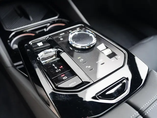 BMW 5 Serie Touring 530e 2025 Hybride Benzine 32