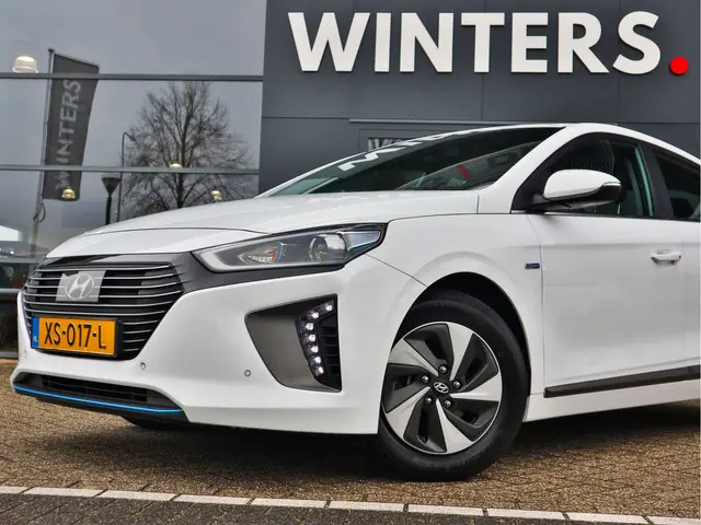 Hyundai IONIQ 1.6 GDi Comfort 2019 Hybride Benzine 2