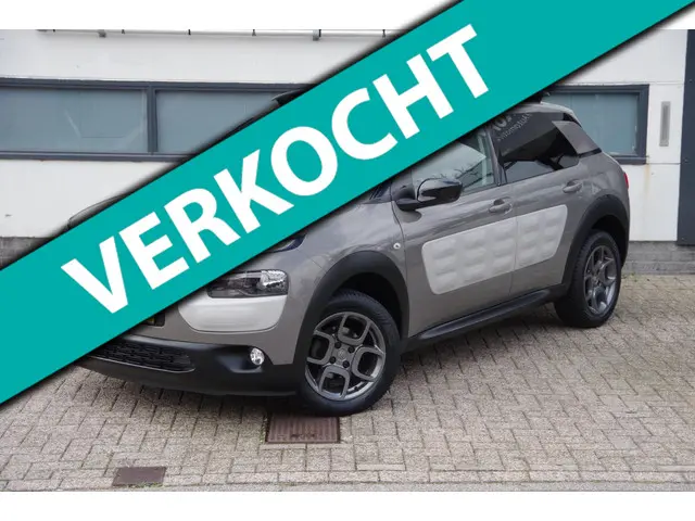Citroën C4 Cactus 1.2 PureTech Shine 2017 Benzine