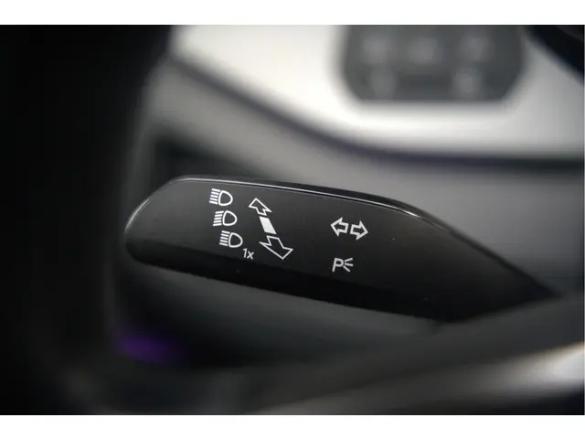 Volkswagen ID.3 First Plus 58 kWh 2020 Elektrisch 34