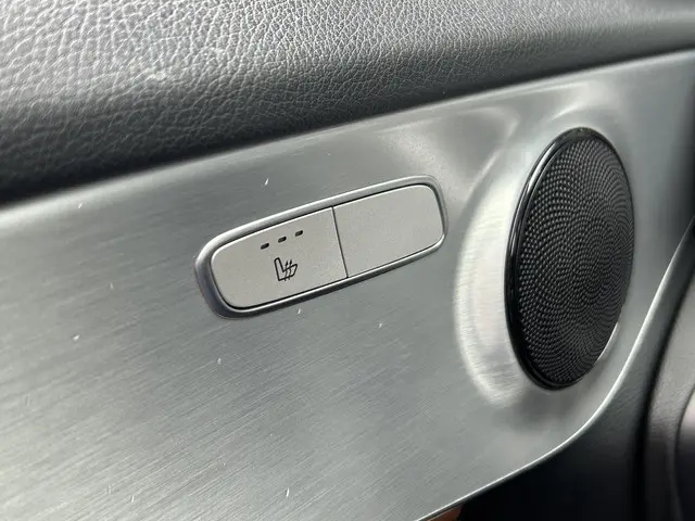 Mercedes-Benz C-Klasse Coupé 180 AMG-Line 2018 Benzine 29