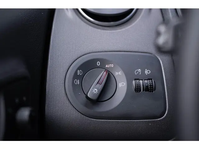 SEAT Ibiza ST 1.2 TSI Chill Out Plus 2013 Benzine 33