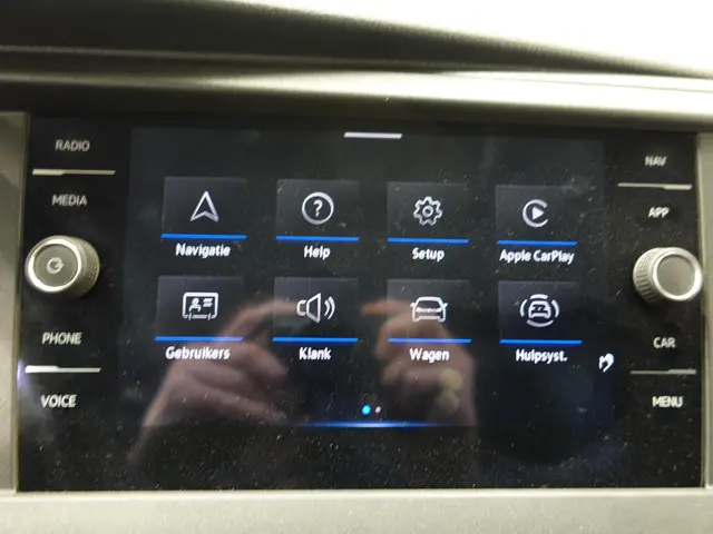 Volkswagen Transporter 2.0 TDI 110pk L2H1 2021 Diesel 30