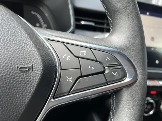 Renault Clio 1.0 TCe Intens 2021 Benzine 22