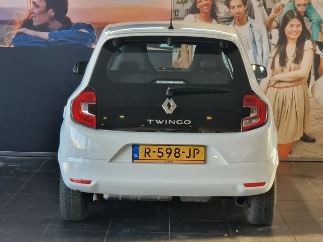 Renault Twingo 1.0 SCe Limited 2022 Benzine 13