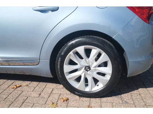 Citroën DS5 THP 155 Executive Automaat-6 2013 Benzine 5