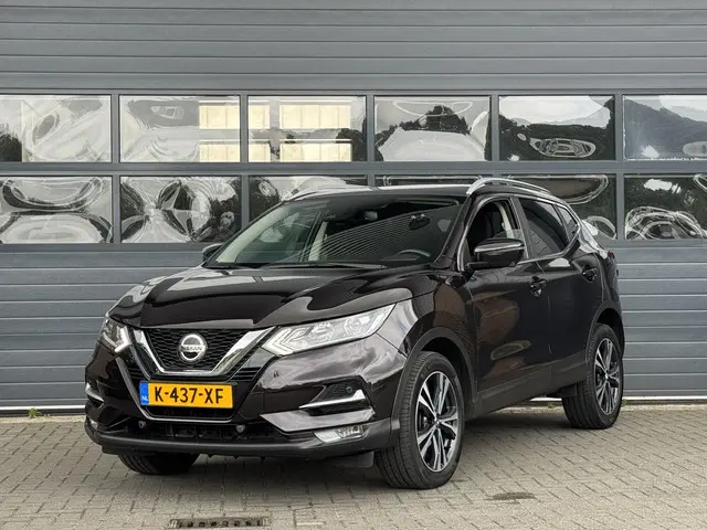 Nissan QASHQAI 1.3 DIG-T DESIGN EDITION 2021 Benzine