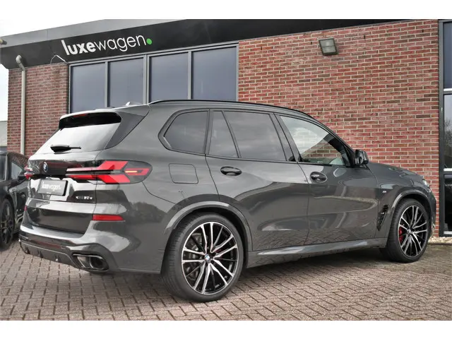 BMW X5 xDrive50e M-Sport Pro 2024 Hybride Benzine 32
