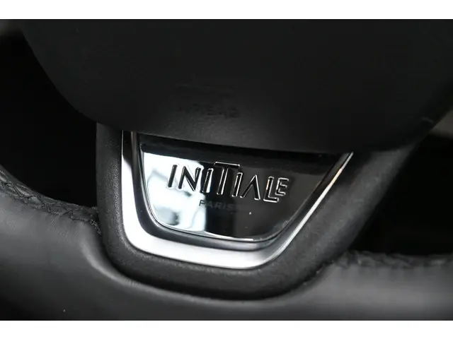 Renault Captur TCe 150 EDC Initiale Paris 2019 Benzine 24