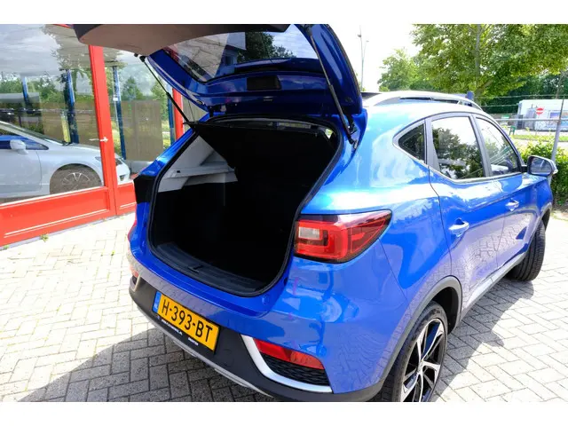 MG ZS EV MG Luxury 45 kWh Aut. Pano|Leder 2019 Elektrisch 9