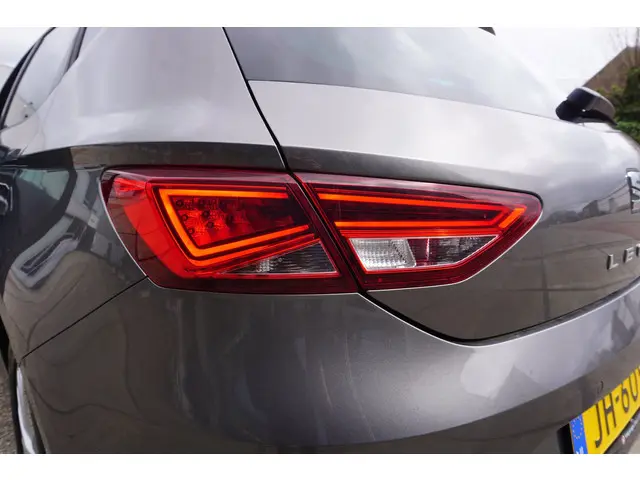 SEAT Leon 1.4 EcoTSI Style Connect 2016 Benzine 16