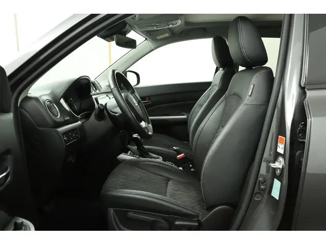 Suzuki Vitara 1.5 Hybrid Style 2025 Hybride Benzine 17