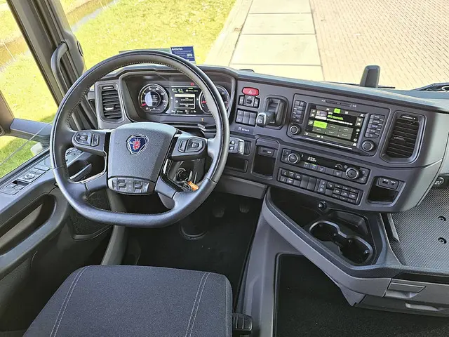 Scania R R460 2023 Diesel 8