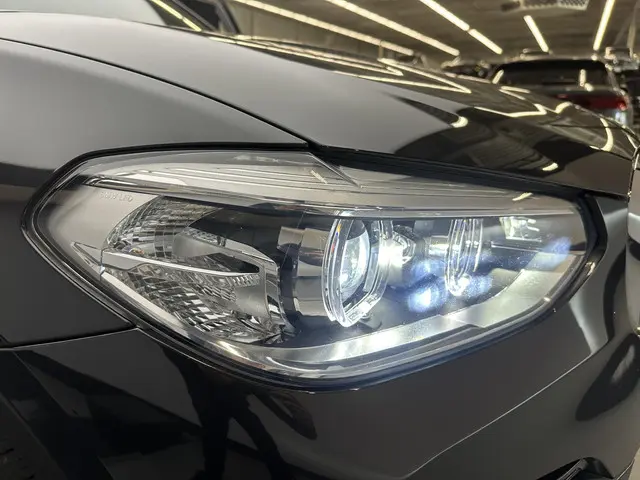 BMW X3 xDrive30i High Executive 2018 Benzine 24